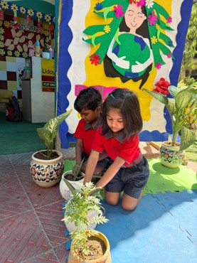 Earth day celebration at udayan kidz sec-08