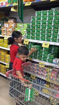 Excursion :- Reliance mall ( UK-08)