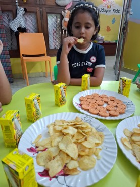 summer camp week 4 day 6 at Udayan kidz sec-8
