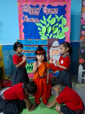 Guru Purnima celebration at Udayan Kidz sec-08