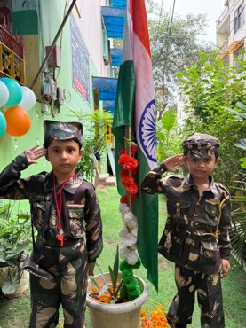 Independence day celebration at Udayan kidz sec-08
